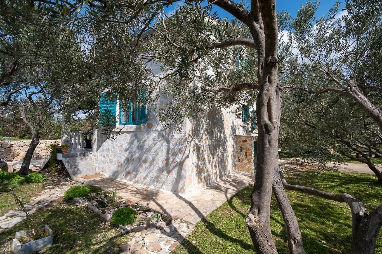 Kraj  Secluded Fisherman'S Cottage Cove Soline, Pasman - 8222